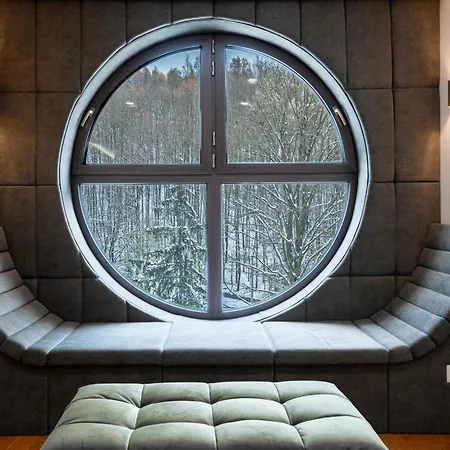 Zamocek Mraznica מלון *