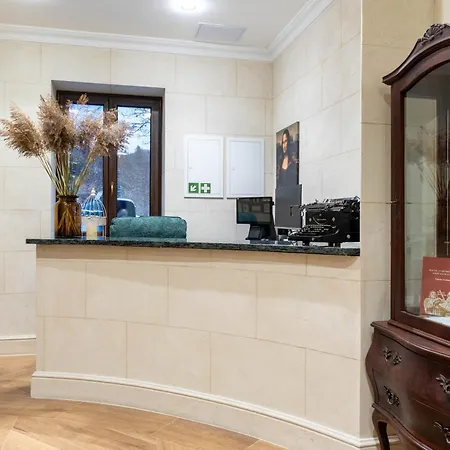 Zamocek Mraznica Hotel Prievidza