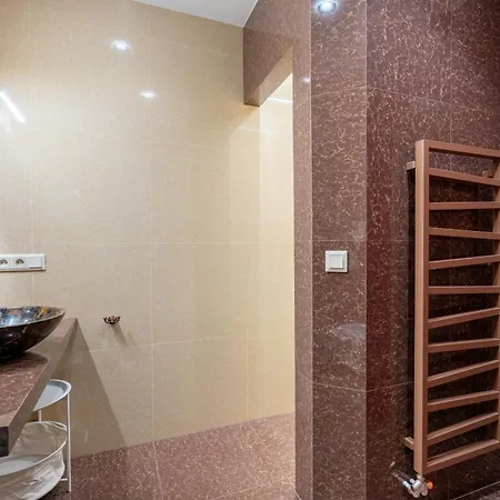 מלון Zamocek Mraznica *