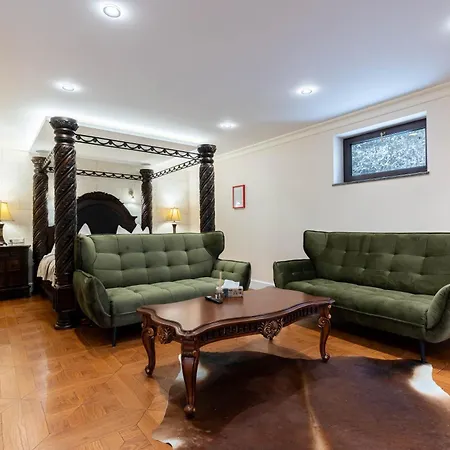 Zamocek Mraznica פריבידזה